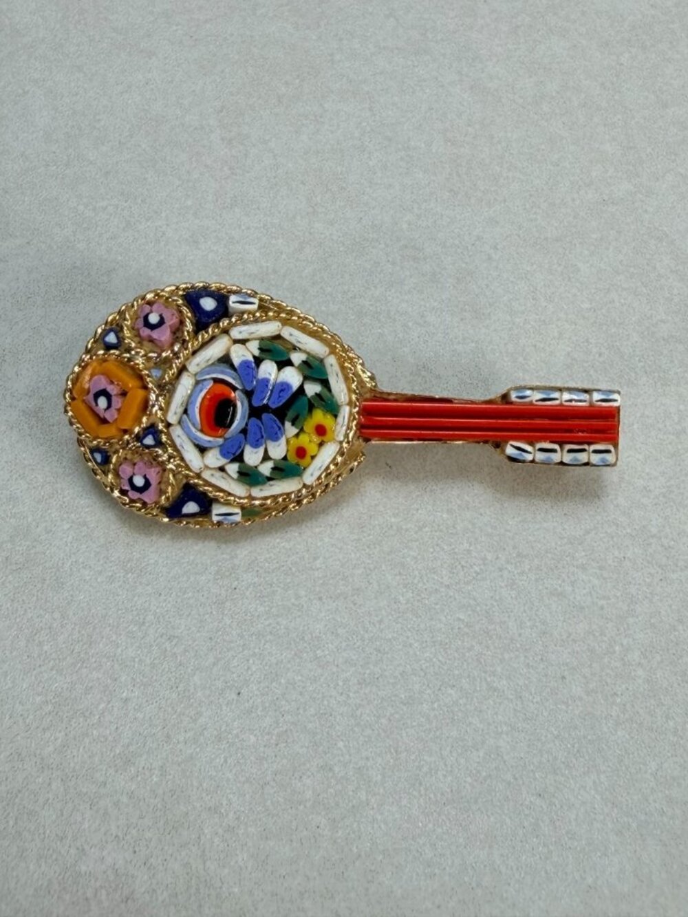 Vintage Italian Micro Mosaic Mandolin Guitar Brooch Gold Tone Floral Italy Rare - Picture 4 of 5
